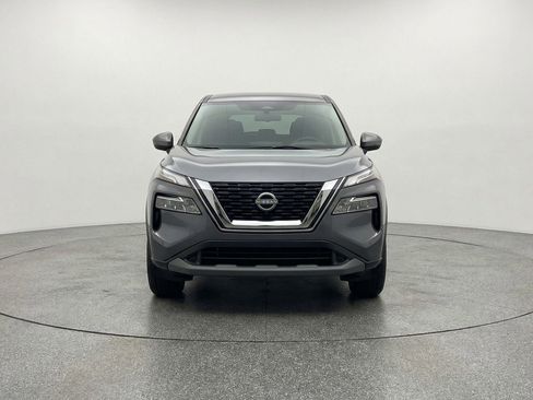 Used 2025 Nissan Rogue SV AWD/4WD image 2