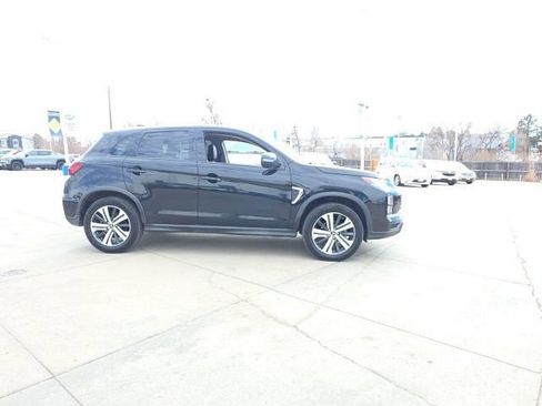 Used 2023 Mitsubishi Outlander Sport ES image 3