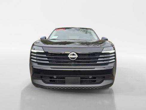 Certified 2025 Nissan Kicks SV image 8