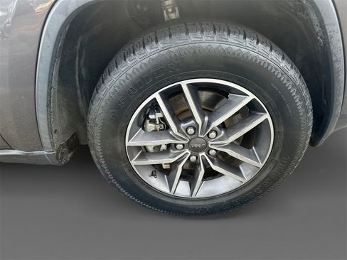 Certified 2021 Jeep Grand Cherokee Limited image 16