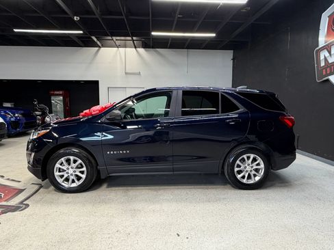 Used 2020 Chevrolet Equinox LS AWD/4WD image 12