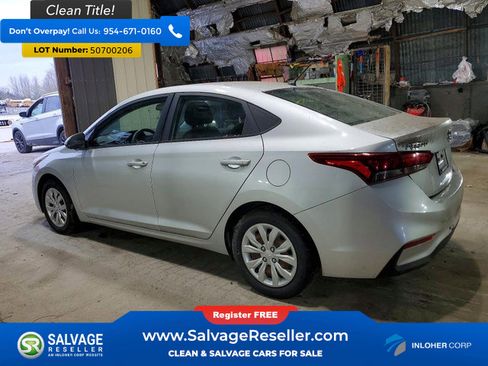 Used 2019 Hyundai Accent SE FWD image 3