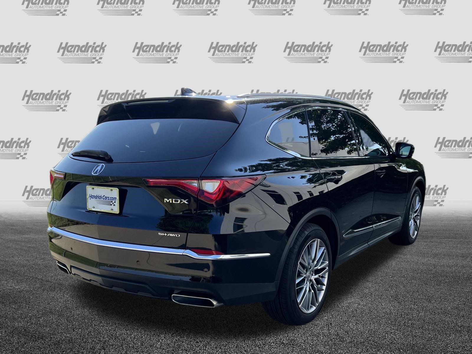 Used 2023 Acura MDX w/ Advance Package AWD/4WD image 11