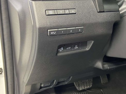 Used 2024 Lexus GX 550 w/ Accessory Package (2T) image 23