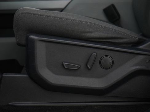 Used 2022 Ford F150 XLT w/ Equipment Group 302A High image 23