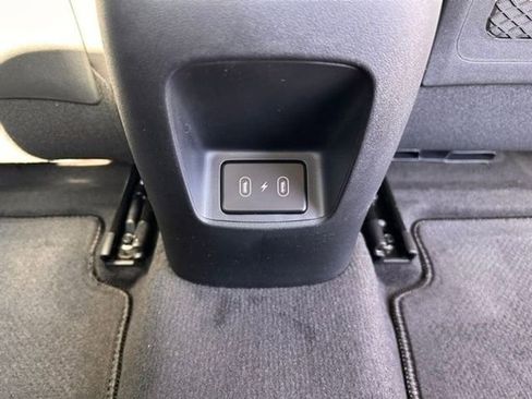 New 2025 Hyundai Elantra Limited w/ Cargo Package image 25