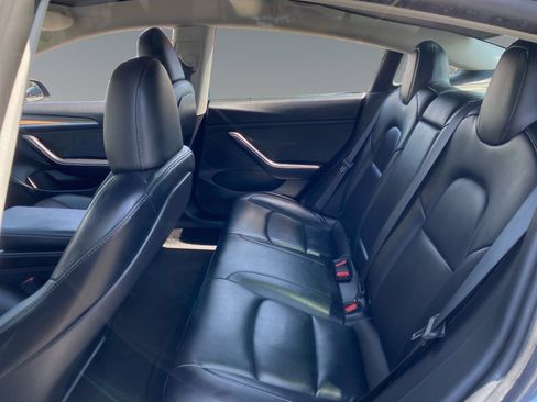 Used 2023 Tesla Model 3 Standard Range RWD image 13
