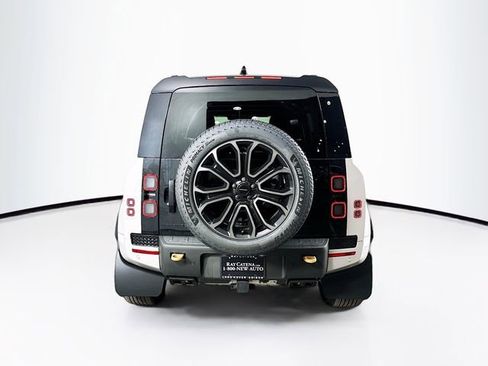 New 2026 Land Rover Defender 110 OCTA image 6