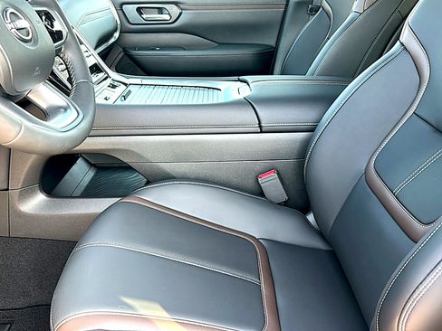 New 2026 Nissan Armada SL AWD/4WD image 8