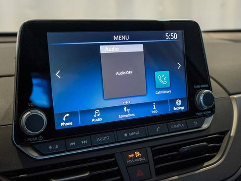 New 2025 Nissan Altima 2.5 SR image 8