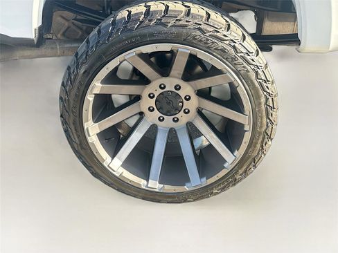 Used 2023 Ford F250 XLT AWD/4WD image 28