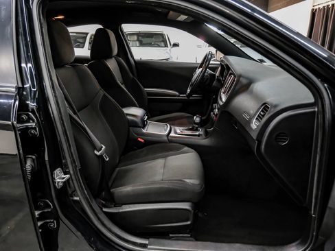 Used 2022 Dodge Charger SXT RWD image 44