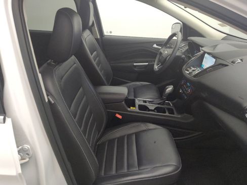Used 2019 Ford Escape Titanium FWD image 21