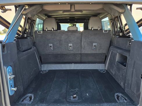 Used 2021 Ford Bronco Badlands image 18