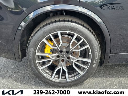 Used 2023 Maserati Grecale Modena AWD/4WD image 10