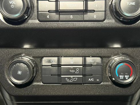 Used 2019 Ford F150 XLT w/ Trailer Tow Package AWD/4WD image 31