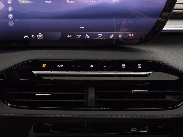New 2026 Buick Enclave Sport Touring w/ Power Package AWD/4WD image 31