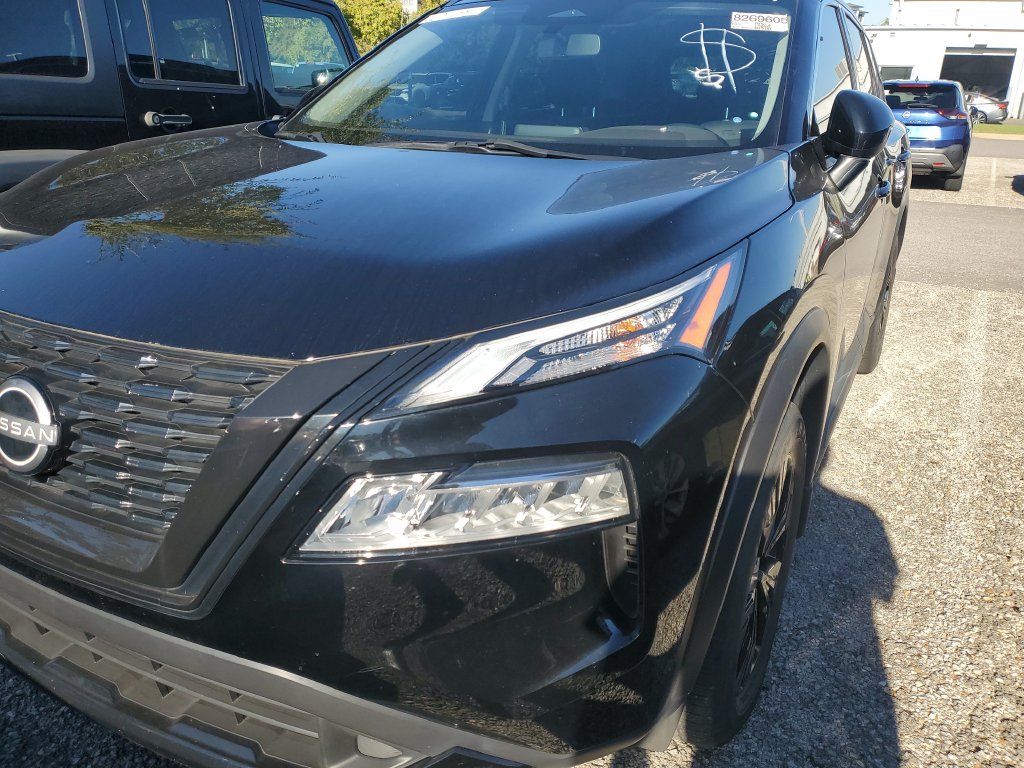 Certified 2023 Nissan Rogue SV w/ SV Premium B Package AWD/4WD image 6