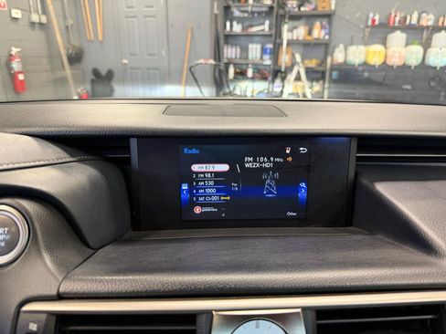 Used 2018 Lexus IS 300 AWD w/ Comfort Package image 15