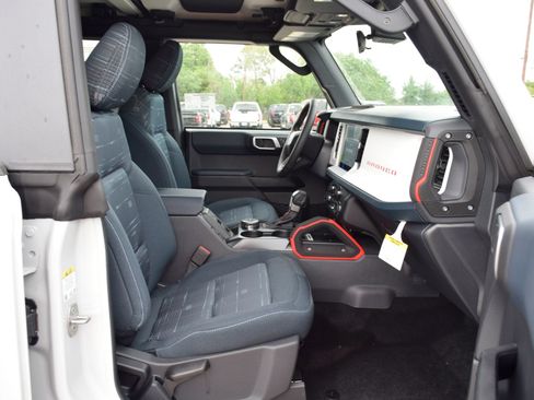 New 2026 Ford Bronco Heritage Edition AWD/4WD image 23