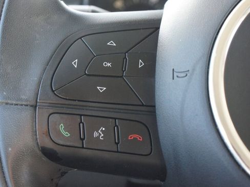 Used 2017 FIAT 500X Trekking image 8