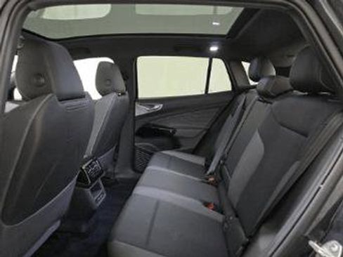 Used 2023 Volkswagen ID.4 Pro S image 14