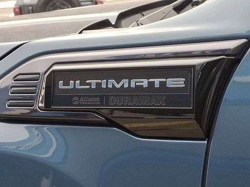 Used 2024 GMC Sierra 3500 Denali Ultimate image 31