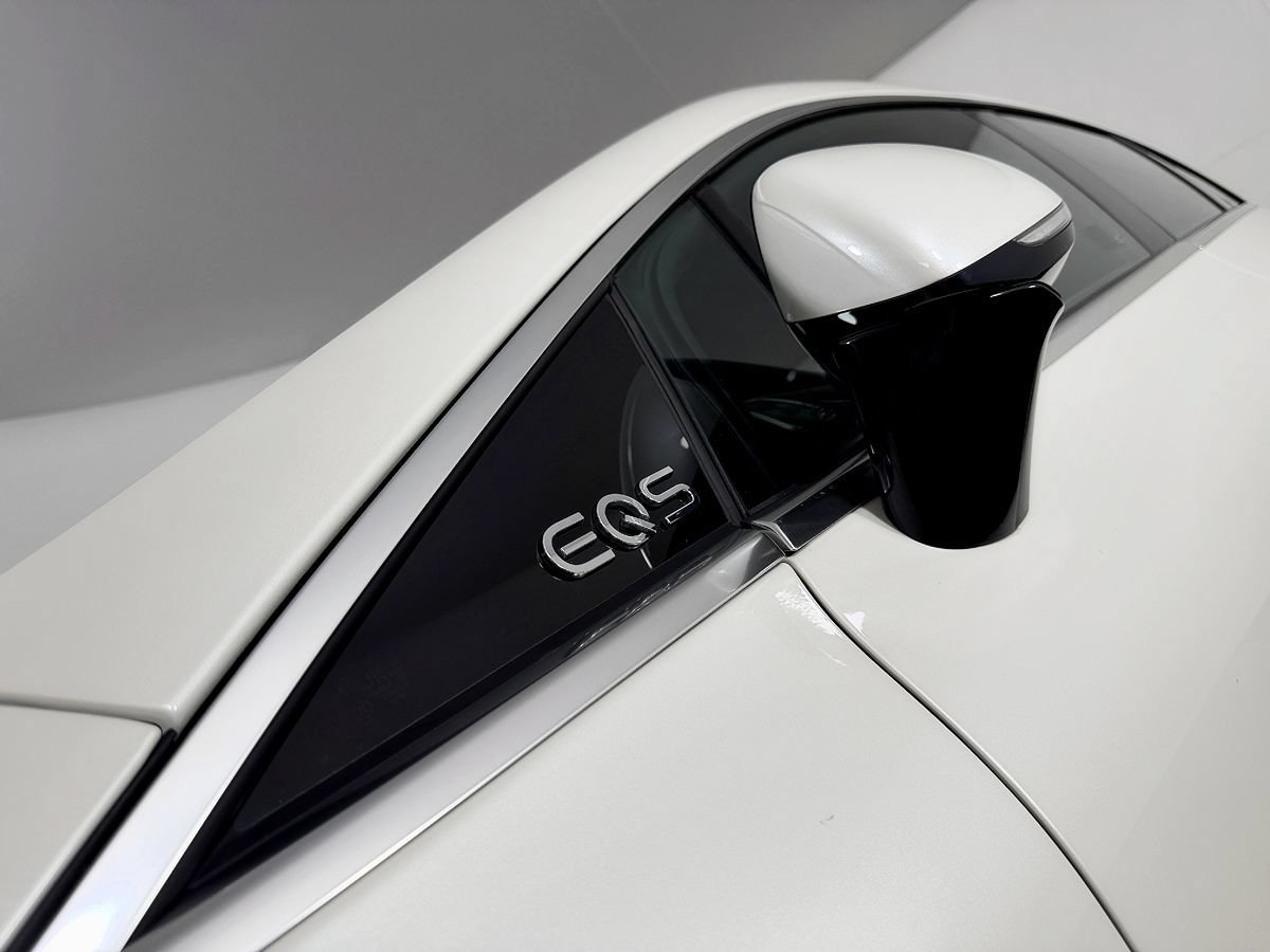 Used 2022 Mercedes-Benz EQS 580 4MATIC Sedan image 21