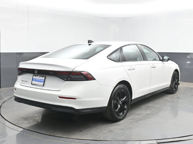 Certified 2025 Honda Accord SE image 10