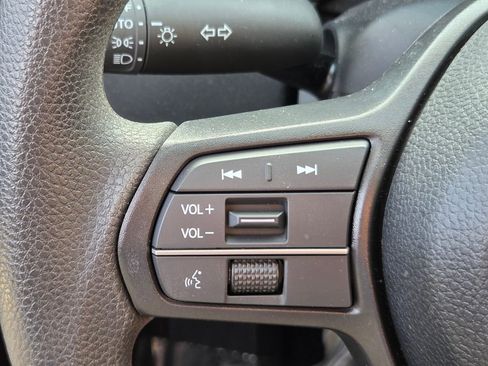 Used 2025 Honda Accord SE image 26