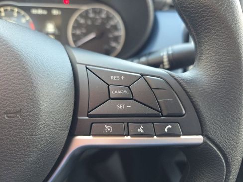 New 2025 Nissan Versa SV image 19