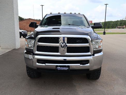 Used 2018 RAM 2500 Tradesman w/ Chrome Appearance Group AWD/4WD image 7