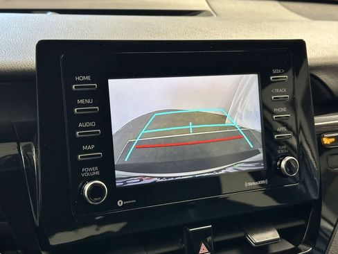 Used 2022 Toyota Camry LE image 18