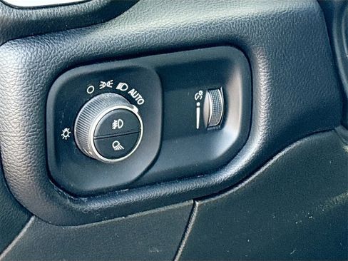 Used 2024 RAM 2500 Big Horn image 10