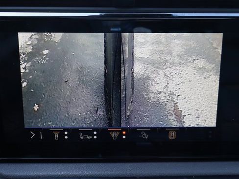 Used 2025 GMC Sierra 2500 AT4 w/ AT4 Premium Plus Package image 31