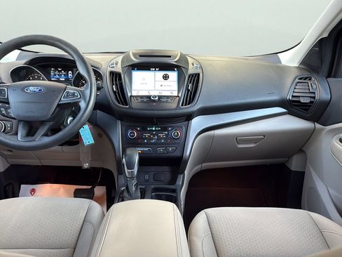 Used 2018 Ford Escape SE w/ SE Sync 3 Package FWD image 21