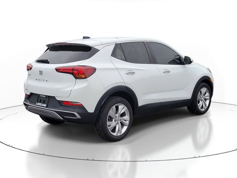 Used 2024 Buick Encore GX Preferred w/ Advanced Technology Package FWD image 7