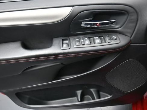 Used 2013 Dodge Grand Caravan R/T w/ Trailer Tow Group image 13