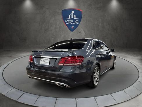 Used 2015 Mercedes-Benz E 400 4MATIC Sedan w/ Parking Assist Package image 5