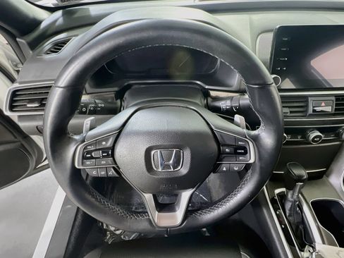 Used 2022 Honda Accord Sport image 11