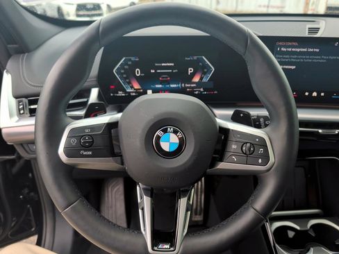 Used 2025 BMW X1 xDrive28i image 18