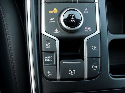 Used 2023 Kia Sorento X-Line EX image 27