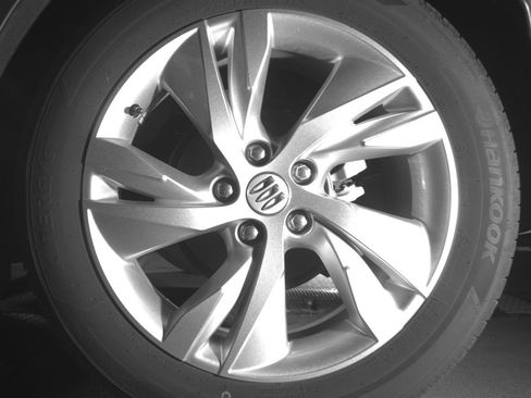 Used 2025 Buick Encore GX Preferred AWD/4WD image 14