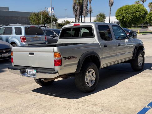Used 2002 Toyota Tacoma PreRunner RWD image 13