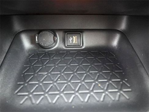 Certified 2025 Toyota RAV4 XLE image 4