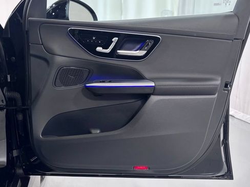 Certified 2025 Mercedes-Benz GLC 300 4MATIC image 20