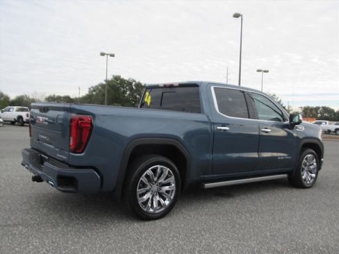 Used 2024 GMC Sierra 1500 Denali image 8