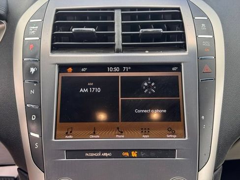Used 2019 Lincoln MKZ Premiere AWD/4WD image 21