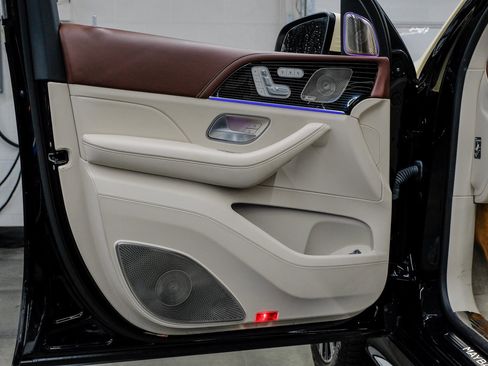 Used 2022 Mercedes-Benz Maybach GLS 600 4MATIC image 54