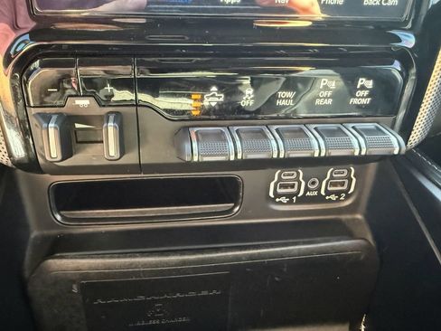 Used 2021 RAM 1500 Limited AWD/4WD image 22